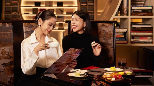 ザ カール・ラガーフェルド エクスペリエンス パッケージ