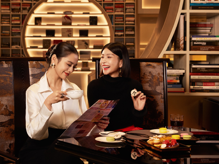 /THE%20KARL%20LAGERFELD%20Experience%20Package