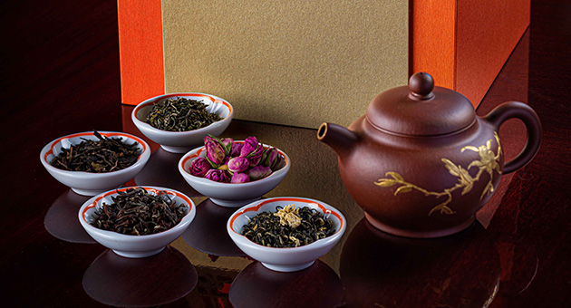 Premium Tea Gift Set offered by Chalou, the Cantonese restaurant providing yum cha and dim sum in GLP Resort Macau.